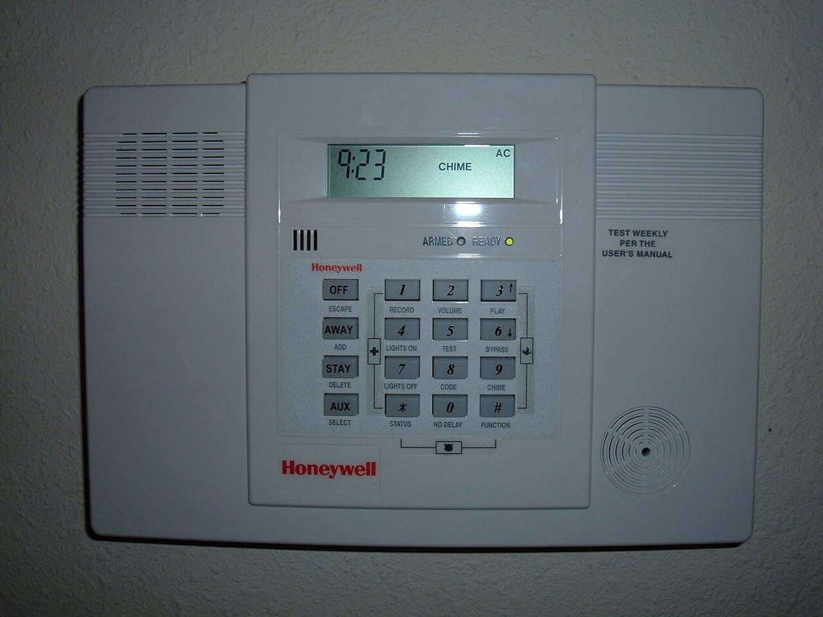 Panel de control de una alarma doméstica