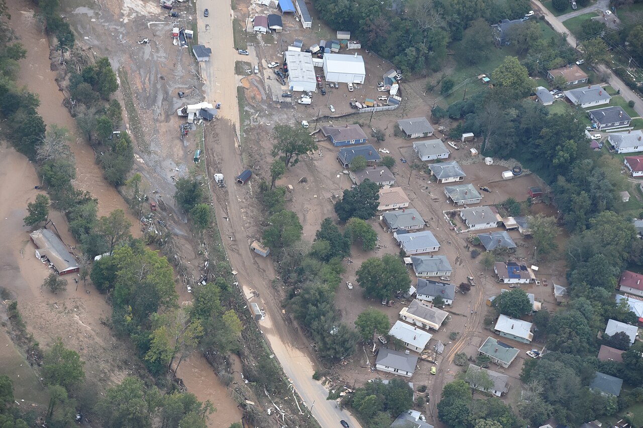 Vista aérea de las inundaciones tras el huracán Helene en Carolina del Norte