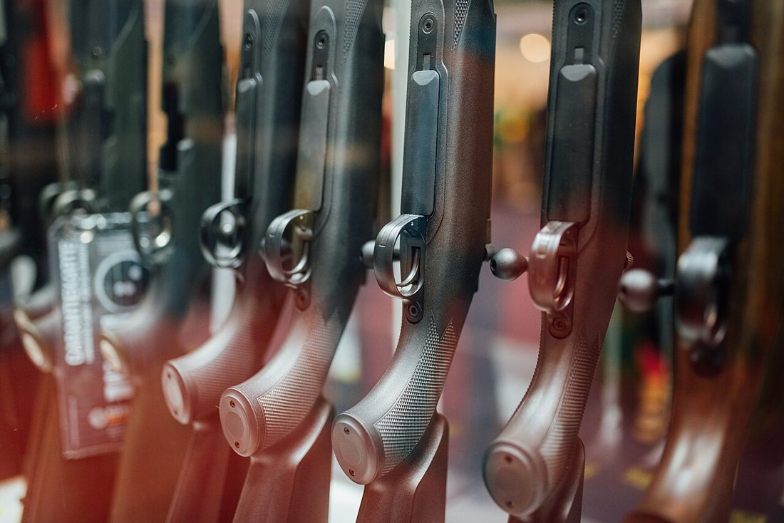 Armas y defensa